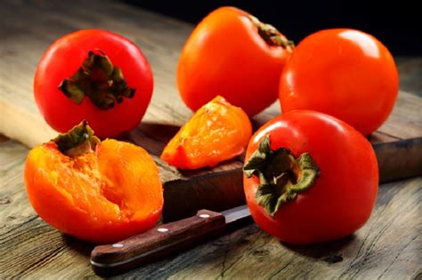 Учимся выбирать самую вкусную хурму в мире / Как сэкономить