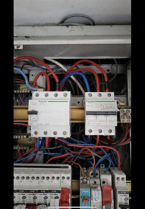 Tableau électrique à mettre aux normes Page 2