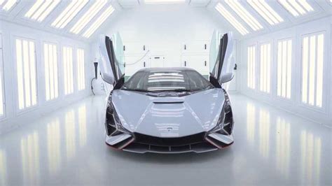 Lamborghini Sian Owner Arrives At Factory To See His 95-Percent ...