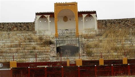 Analizan El Estado De La Plaza De Toros De Quintanar Para Su Rehabilitaci N