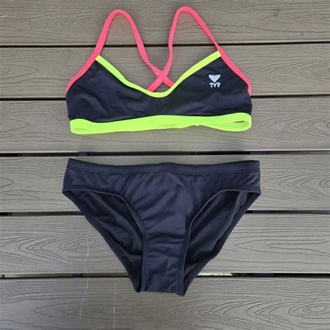 TYR Womens Durafast Solid Black Crosscutfit Workout Bikini Set Sz S NEW