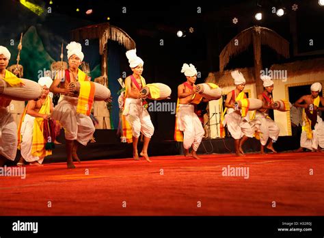 Manipur Folk Dance Hi Res Stock Photography And Images Alamy