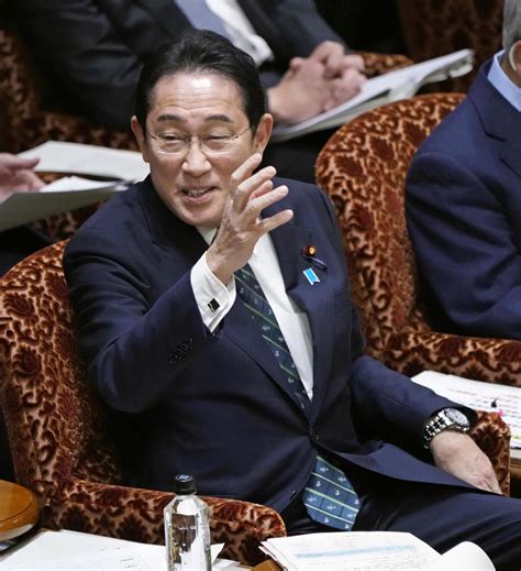 岸田首相、「増税はないと断言を」の質問に答えず「財源について今申し上げるべきではない」 社会写真ニュース 日刊スポーツ