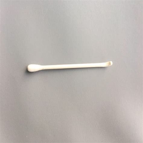 Professional Dust Free Cotton Bud Swab Safety Bathroom Ear Cotton Swabs