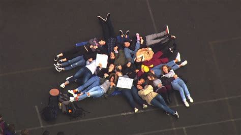 Los Angeles Students Spell Out Enough Amid National Walkout Abc7