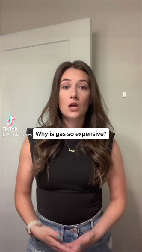 Hot Sexy Chrissy Clark Bikini Pics