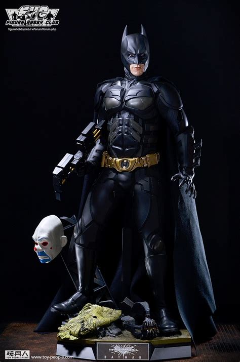 Hot Toys QS001 黑暗騎士黎明昇起 1 4 比例蝙蝠俠開箱報告