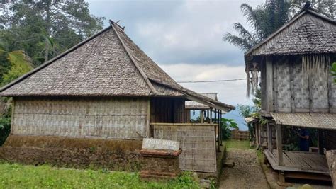 Uniknya Rumah Adat Bandung Rangki Di Desa Pedawa Buleleng