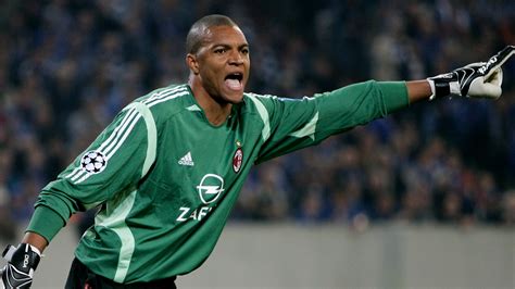 Dida joins AC Milan first team - AC Milan News