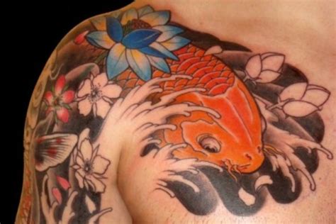 √ 15 Gambar Tato Ikan Koi Di Punggung Simpel Tapi Keren Onpos