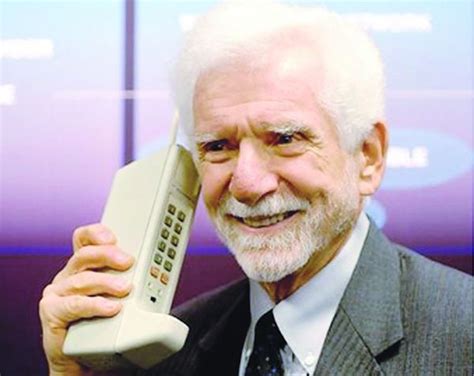 Wayback April 4 1973 Martin Cooper Invented The First Publicized Handheld Mobile Phone