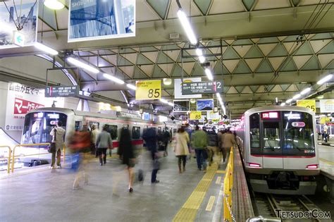 渋谷駅、「列車を止めず」山手線の線路切換工事 全5回の切換工事がいよいよ完了 鉄道コム