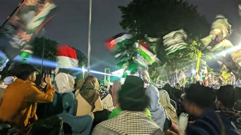 Subhanallah Berkah Sholawat Azzahir Jamaah Penuh Satu Lapangan Youtube