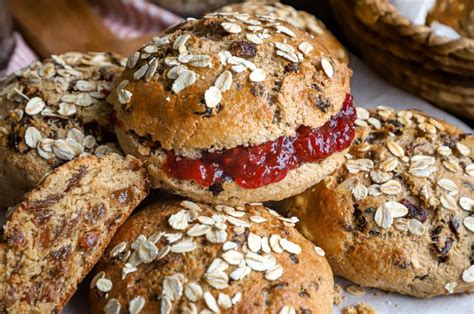 Overheerlijke Glutenvrije Rozijnenbroodjes Zonder Gist Marike Bol