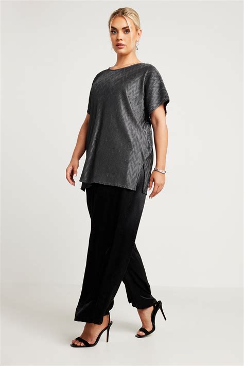 Yours Plus Size Charcoal Grey Zig Zag Plisse Top Yours Clothing