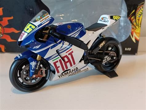 Minichamps Yamaha Team Motogp Valentino Catawiki