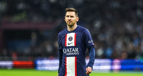 PSG Mercato une offre monstrueuse à venir pour Messi foot11