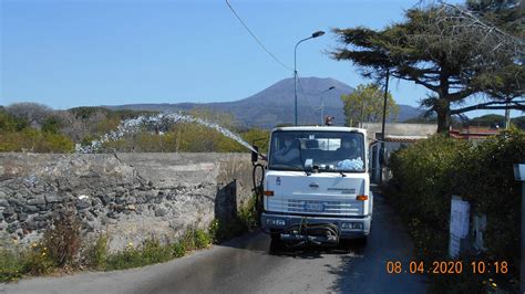 Torre Del Greco Continua La Sanificazione Di Tutte Le Strade Foto