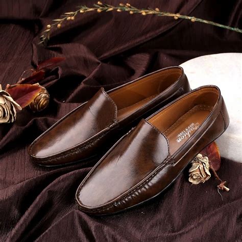 Material Synthetic Leather Dunzo Classic Brown Colour Loafer Slip On