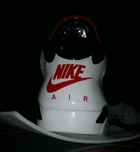 Air Jordan VI 'Carmine' Sculpture - SneakerNews.com