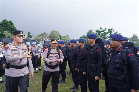 Personel Brimob Polda Riau Siap Siaga Amankan Pelaksanaan Pemilu TEKAB 86