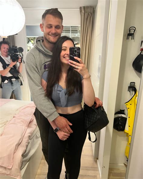 Christina - now that grænseløst forelsket is out … here are some behind