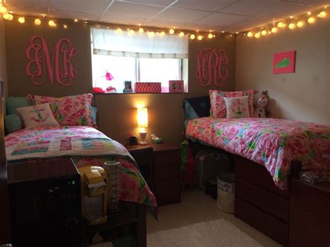 Lilly Pulitzer Preppy Dorm Room Preppy Dorm Room Dorm Room College