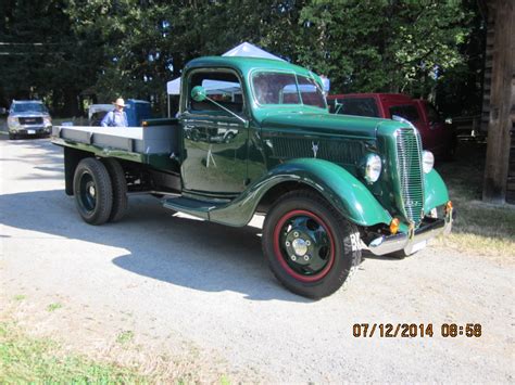 1937 Ford 2ton ATHS Vancouver Island Chapter