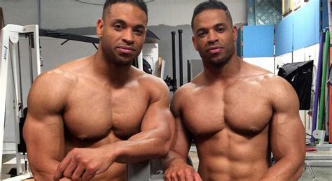 Who's Youtubers Hodgetwins? Wiki: Wives, Age, Net Worth, Family, Bio