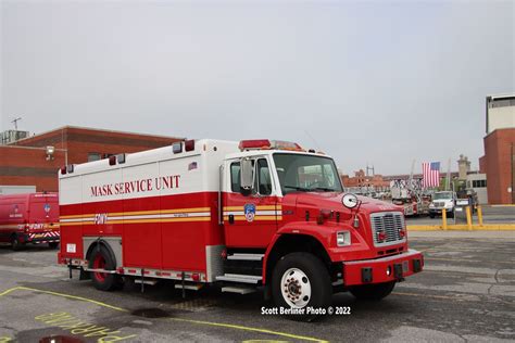 FDNY MASK SERVICE UNIT Scott Berliner Flickr