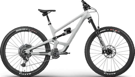 2022 YT Industries Capra Uncaged 6 29 Specs Reviews Images