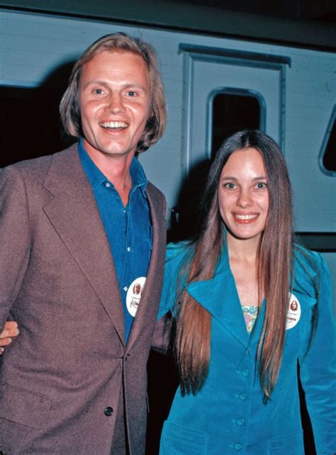 20 Vintage Photographs of Jon Voight and Marcheline Bertrand (Angelina ...