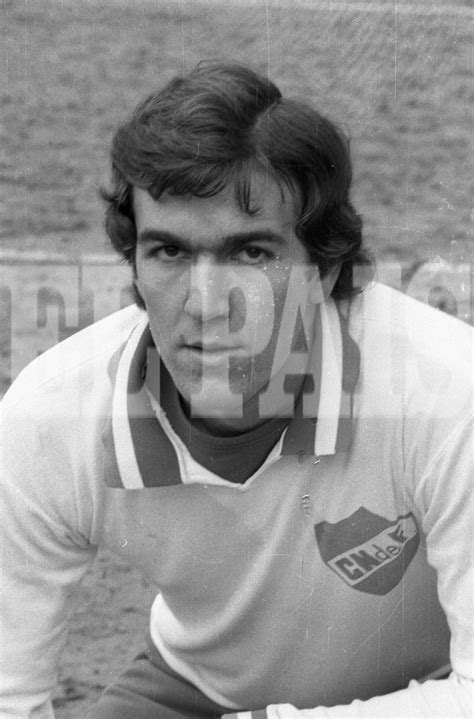 Cuando los cracks del fútbol eran promesas - EL PAÍS Uruguay