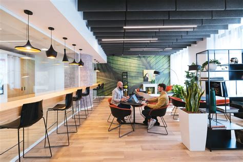 How Coworking Enhances Hybrid And Remote Work Environments Coworking