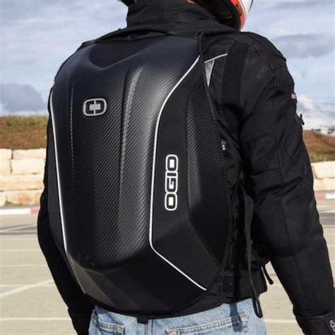 Las 5 Mejores Mochilas para Moto del 2025 Cómodas y Estables