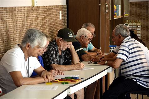 Novo perfil idosos acima de 65 anos estão mais ativos