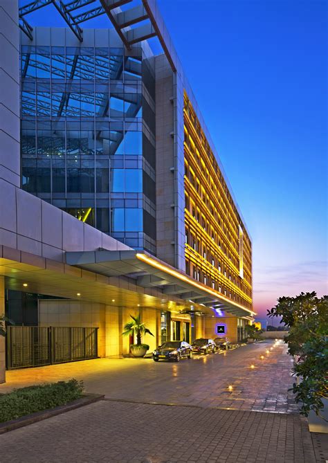 Jw Marriott Hotel New Delhi Aerocity New Delhi Updated Room Price