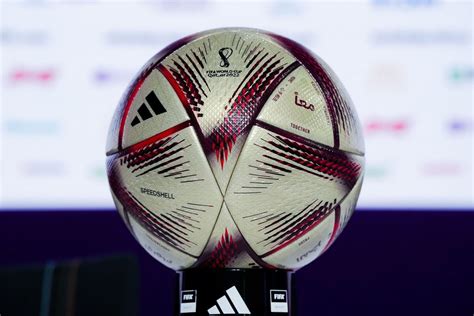 Fifa World Cup Adidas Presenta Al Hilm Il Sogno Ecco Il Pallone