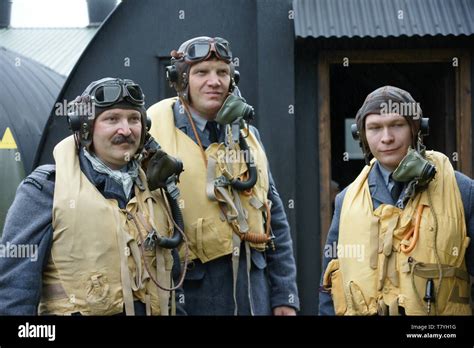 Avro Lancaster bomber crew on Airfield Stock Photo - Alamy