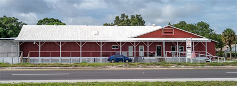 This Old Historic Feed Store Is Now A Sprawling Florida Antique Mall