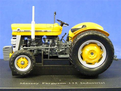 Buffalo Road Imports Massey Ferguson 135 Industrial Farm Tractors Diecast Model Universal