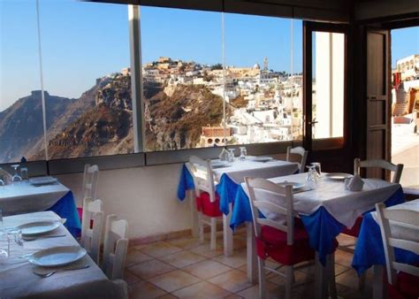 17 Best Restaurants in Fira Santorini You'll Love I Boutique Adventurer