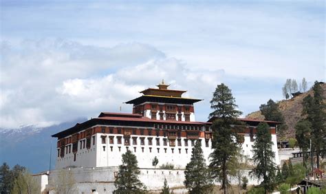 Rinpung Dzong Is A Large Drukpa Kagyu Buddhist Monastery And Fortress