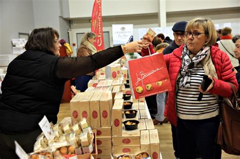 Diaporama La Foire Aux Pommes De Mont Pr S Chambord De Retour