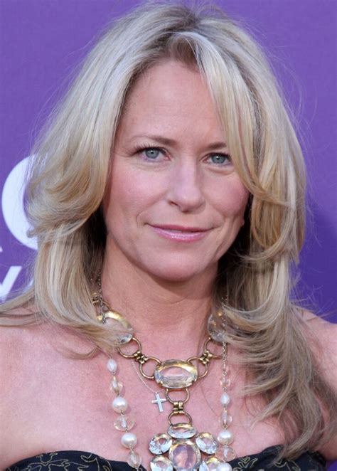 21 Enchanting Female Country Singers With Blonde Hair