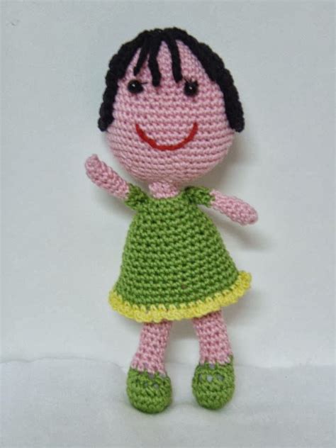 Amigurumi doll pattern ~ Free Crochet Patterns