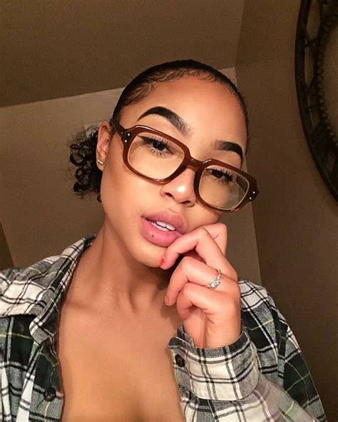 Taraivia Light Skin Girls Pretty Black Girls Bombshell Beauty