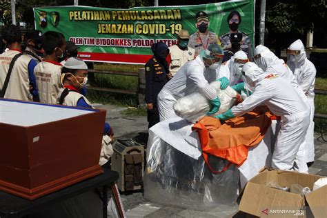 Latihan Pemulasaran Jenazah COVID 19 ANTARA News