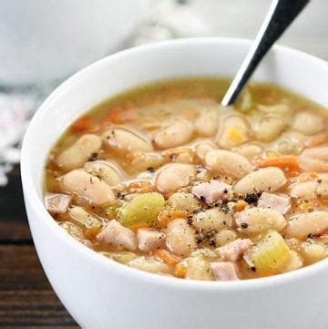 Slow Cooker Ham and Bean Soup • FIVEheartHOME