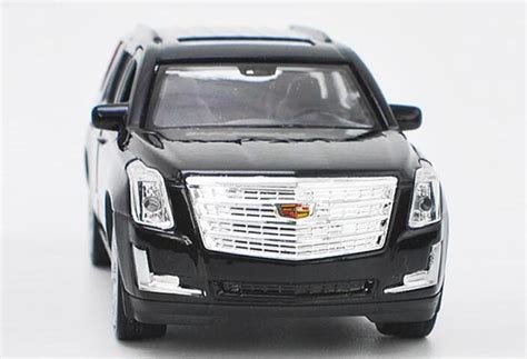 Diecast 2017 Cadillac Escalade Toy 1:36 Scale Black By Welly [VB3A135]